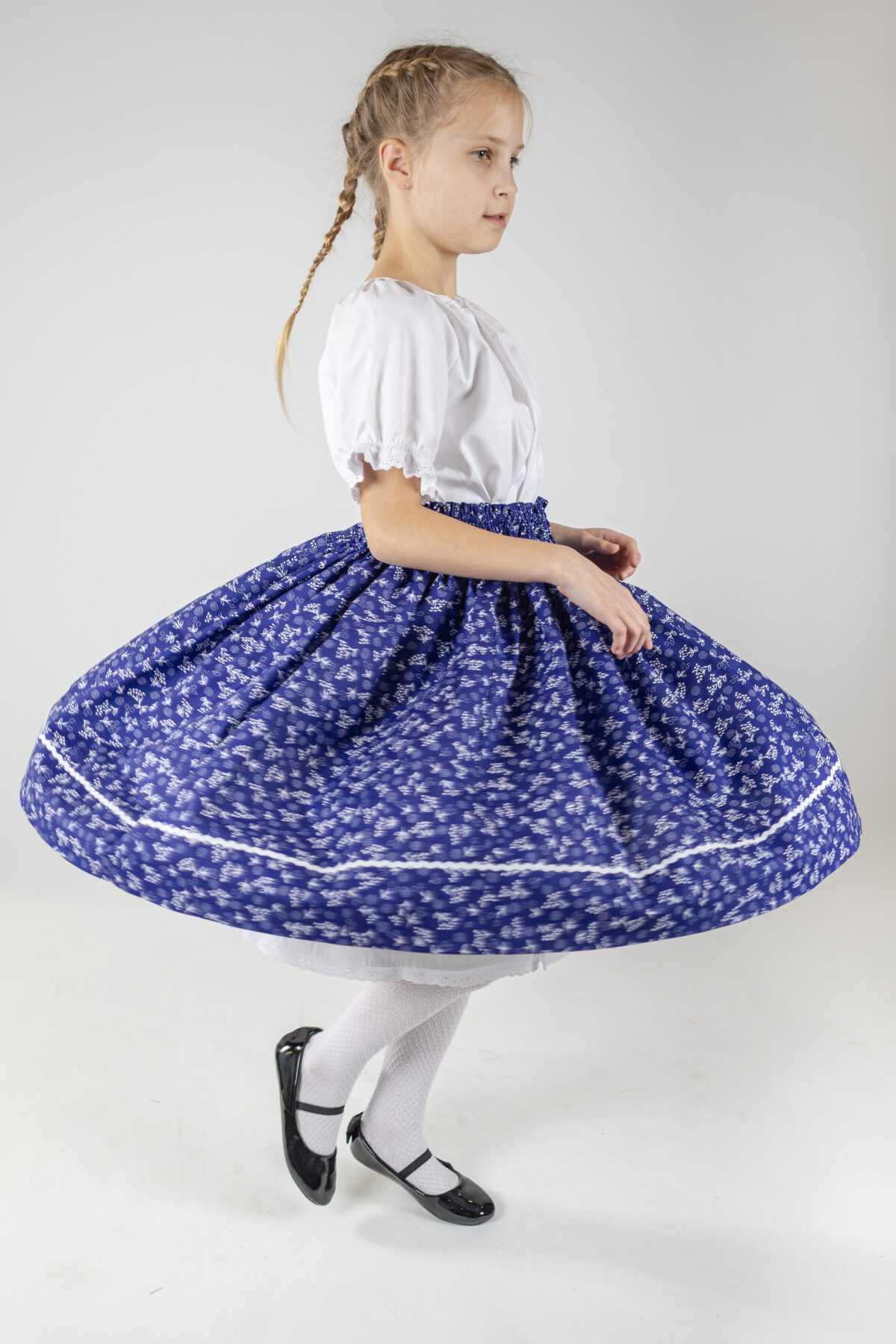 Kék margarétás pörgős lányka szoknya - Image 6